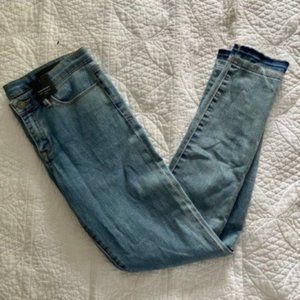 NWT Club Monaco Sonica Skinny Denim with Dyed Hem